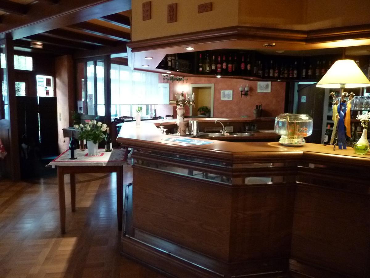 Aux Deux Clefs Hotel Marmoutier Kültér fotó